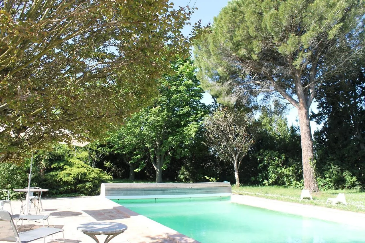 Holiday home Le Mas Des Figuiers Arles