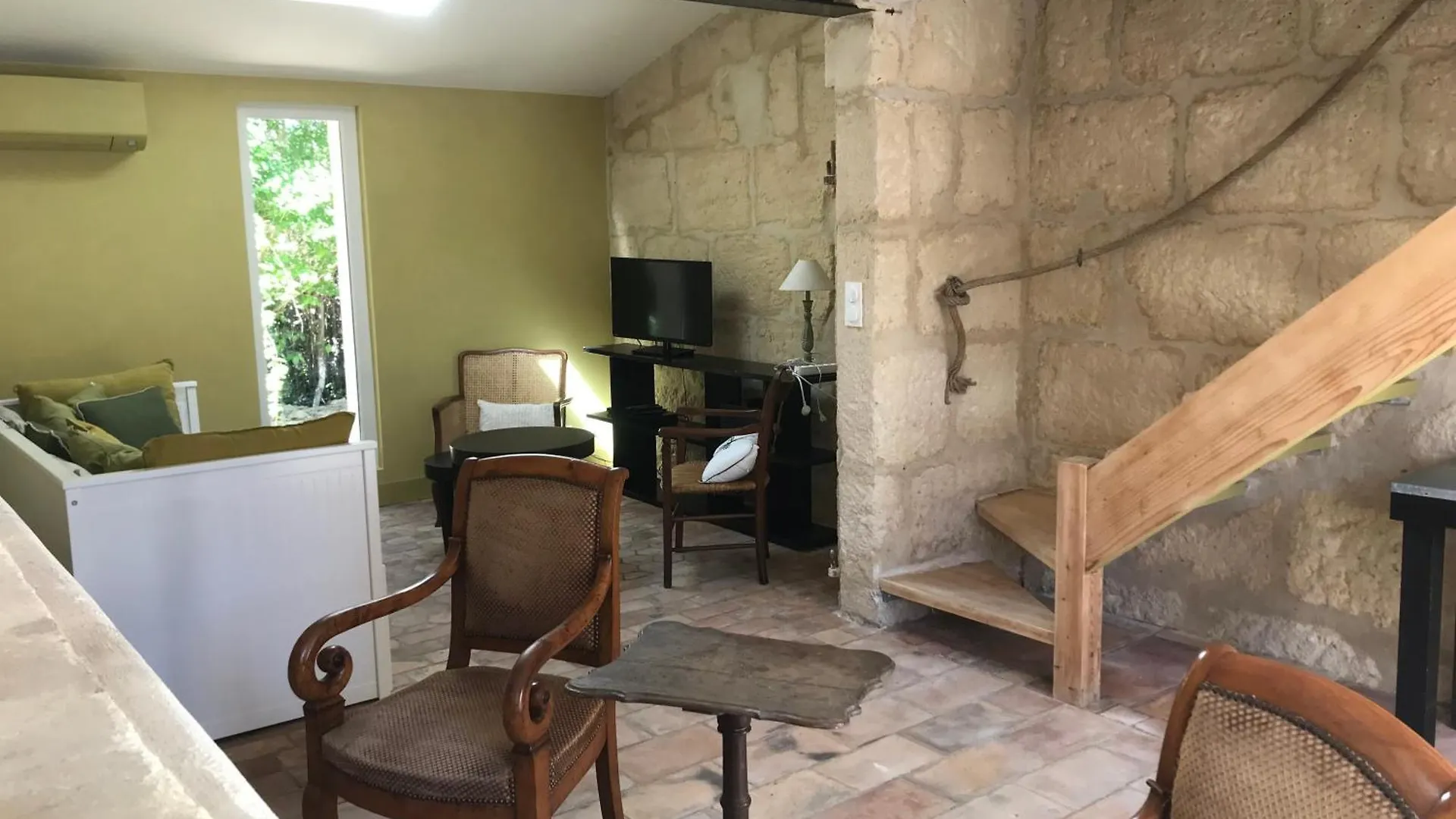 Le Mas Des Figuiers Arles Vakantiehuis