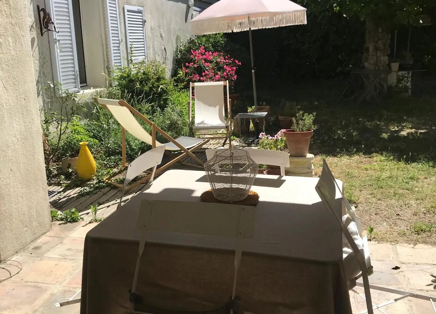 Le Mas Des Figuiers Arles Holiday home